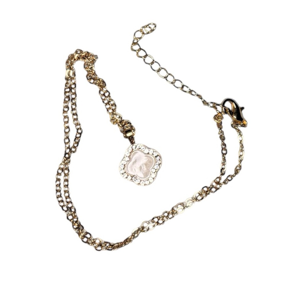 White Pearlescent and Rhinestone Clover Necklace NWOT